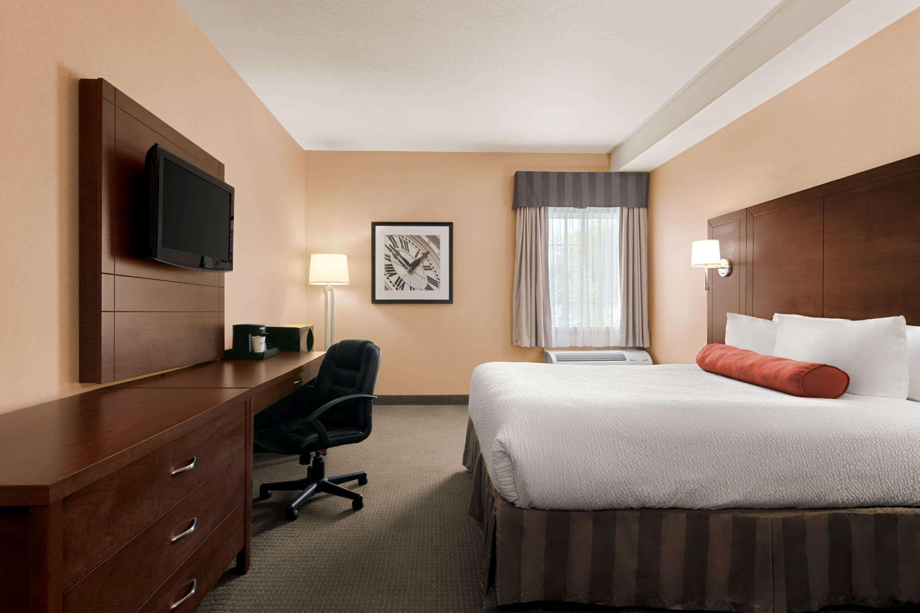 Days Inn By Wyndham Гуэлф Экстерьер фото